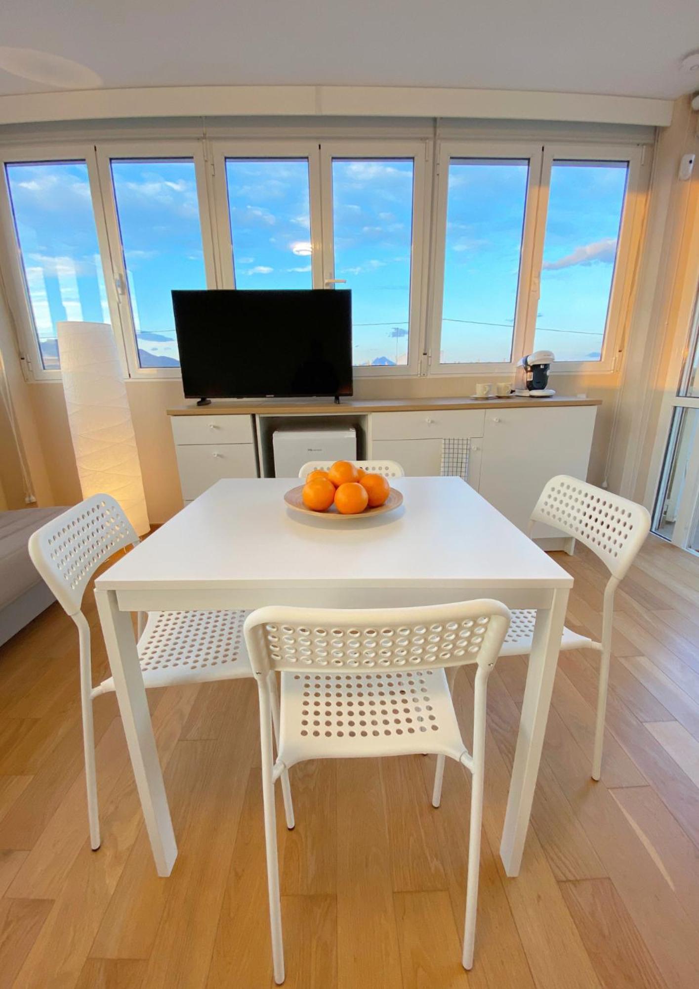 Modern Flat Close To Beach エル・カンページョ エクステリア 写真